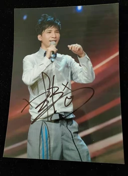 aláírt DA ZHANG WEI dedikált fotó 5*7 autogramot ingyenes szállítási 032021